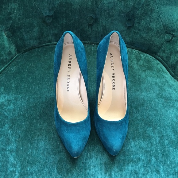 Audrey Brooke pumps - Picture 2 of 6